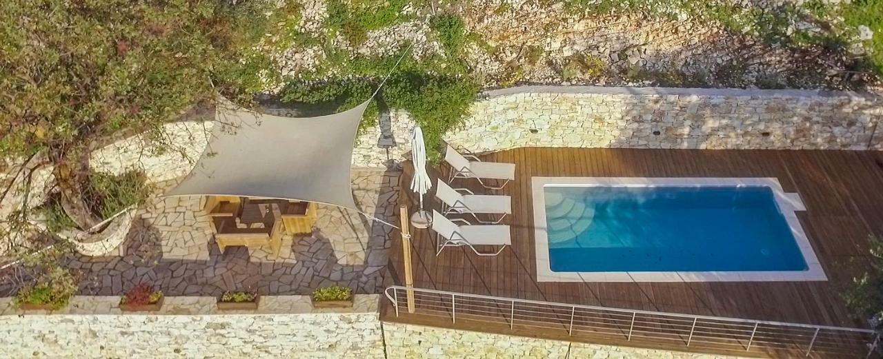 Castelli Olive Press Guest House Acharavi  Exterior photo
