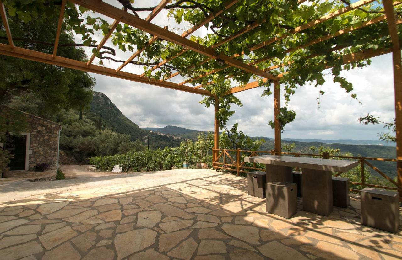 Castelli Olive Press Guest House Acharavi  Exterior photo